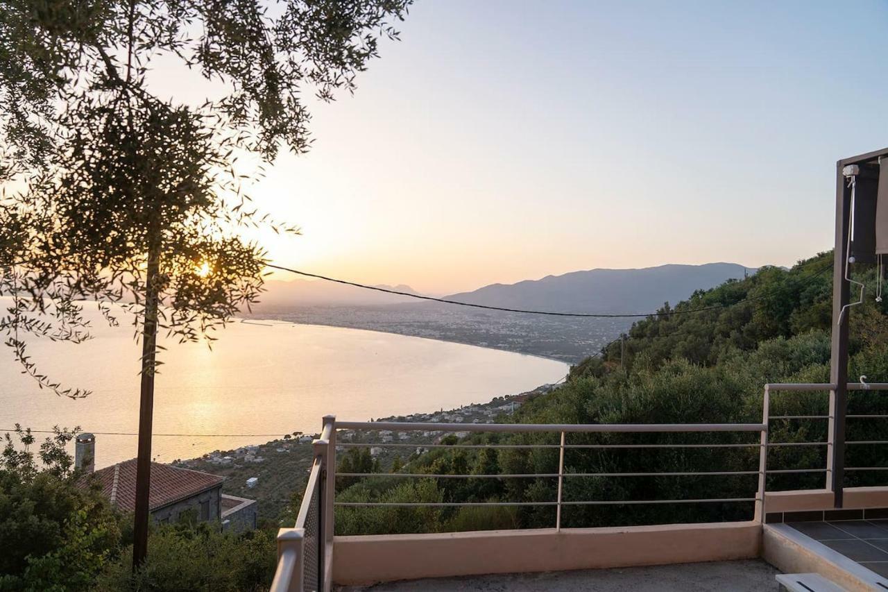 Villa Messinian Sunset à Kalamata Extérieur photo