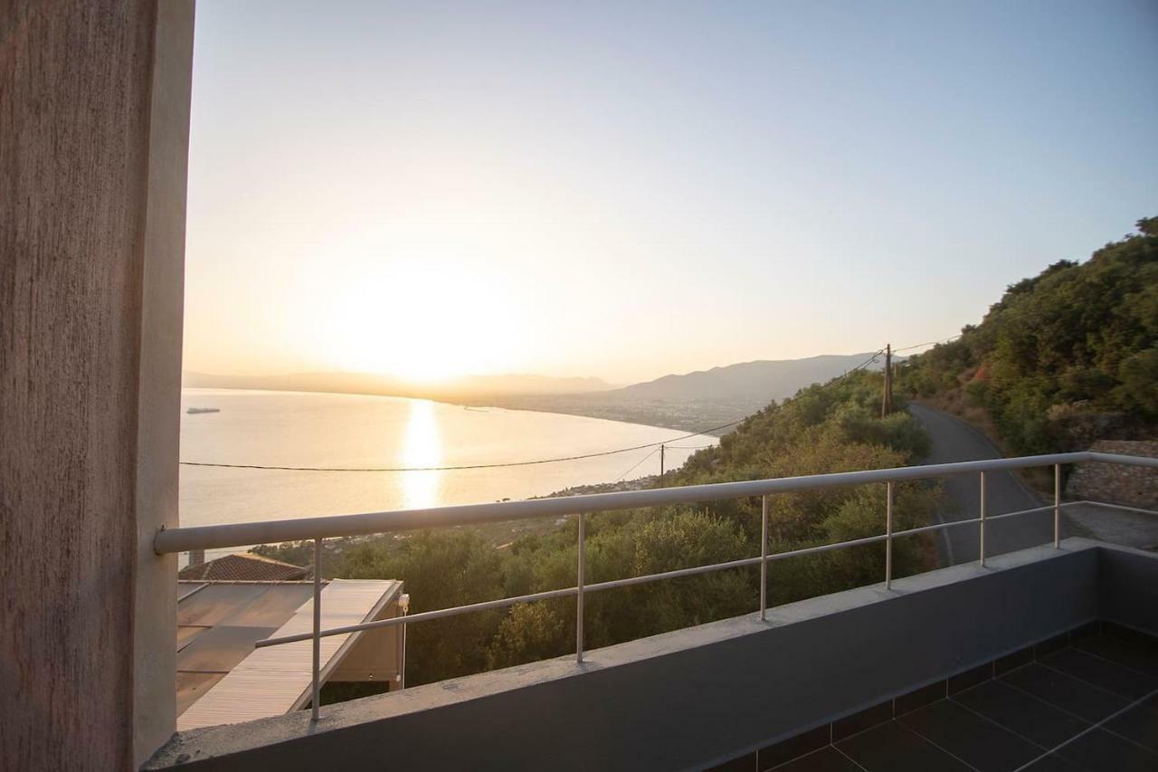 Villa Messinian Sunset à Kalamata Extérieur photo