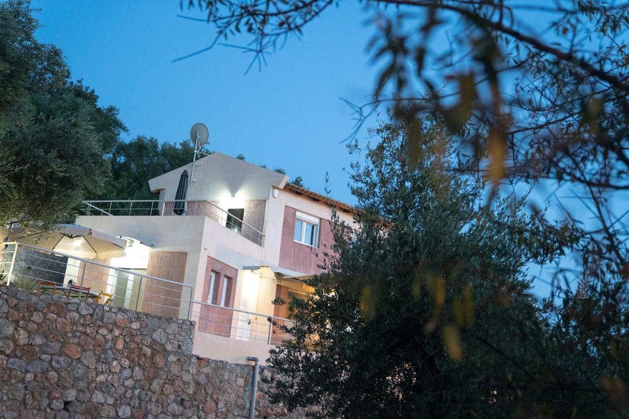 Villa Messinian Sunset à Kalamata Extérieur photo